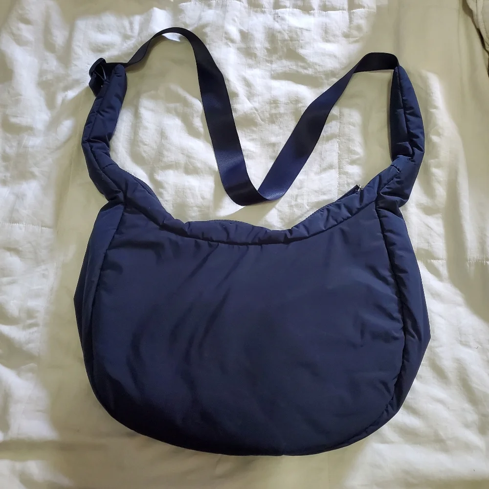 NWOT Athleta All About Medium Crossbody Hobo Bag In Navy